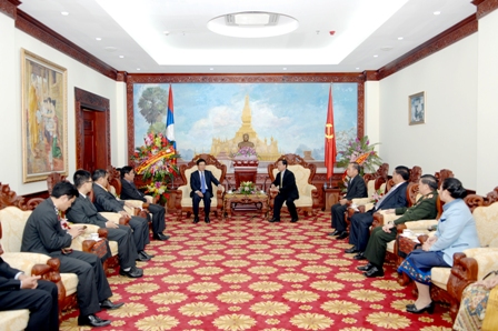 Chúc mừng Quốc khánh Cộng hòa Dân chủ Nhân dân Lào
