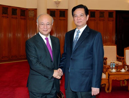 Thủ tướng Nguyễn Tấn Dũng tiếp Tổng Giám đốc IAEA