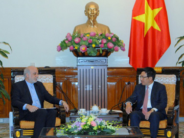 Phó Thủ tướng, Bộ trưởng Ngoại giao Phạm Bình Minh tiếp Thứ trưởng Ngoại giao Iran