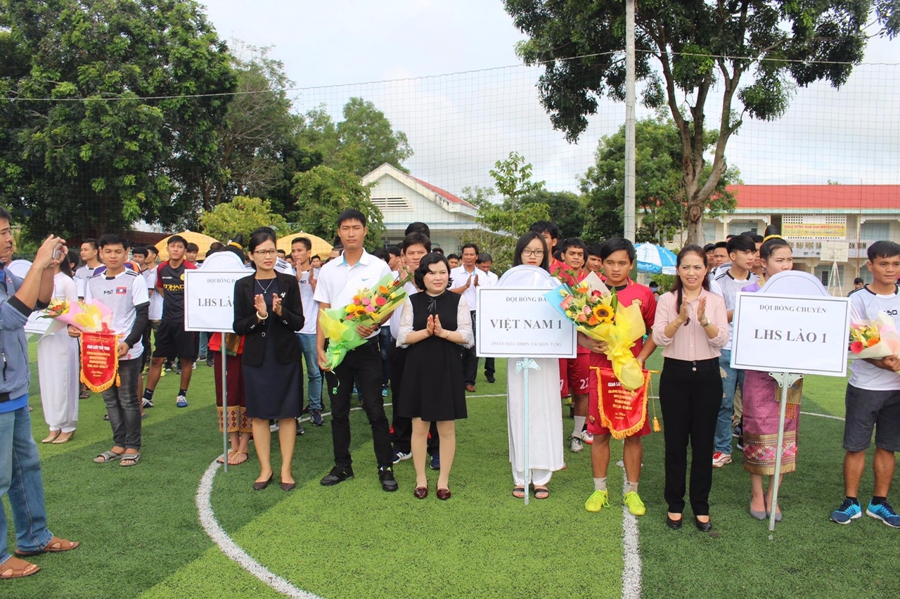 Kon Tum: Giao lưu thể thao và văn nghệ Nhân Năm Đoàn kết hữu nghị Việt Nam - Lào,Lào - Việt Nam 2017