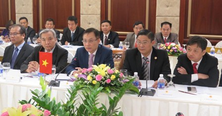 Thứ trưởng Ngoại giao Lê Hoài Trung tham dự cuộc họp đoàn đại biểu biên giới Việt - Lào